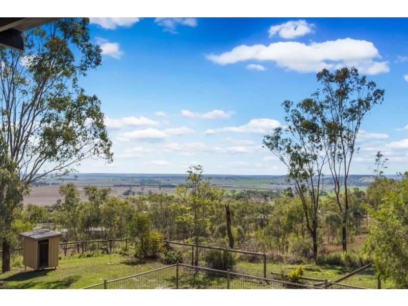 27 Linora Drive, Gowrie Mountain QLD 4350