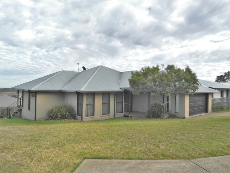 9 McShane Drive, Mount Kynoch QLD 4350