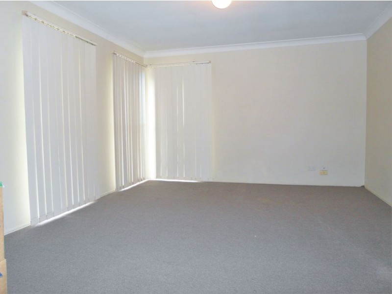 9 McShane Drive, Mount Kynoch QLD 4350