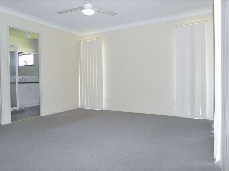 9 McShane Drive, Mount Kynoch QLD 4350