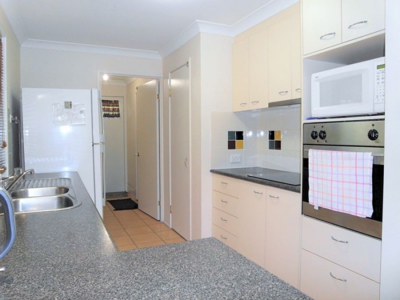 4 Kauri Street, Kearneys Spring QLD 4350