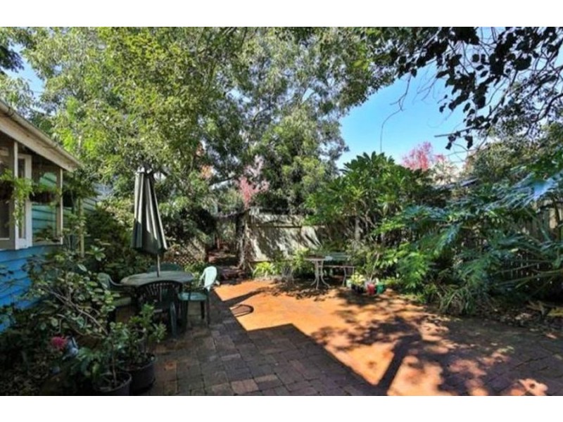 194 South Street, Centenary Heights QLD 4350