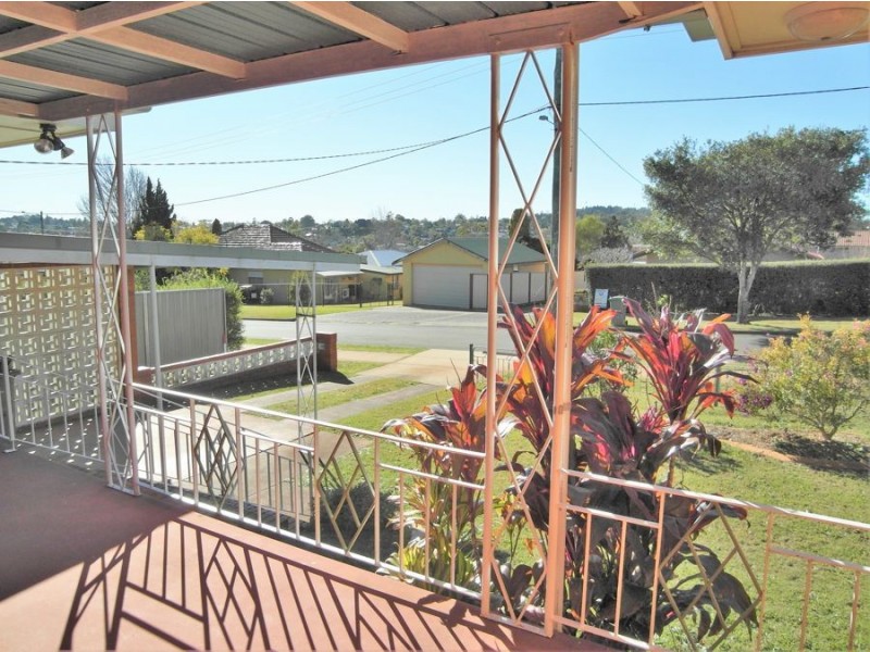 Centenary Heights QLD 4350