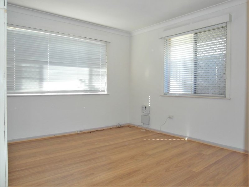Centenary Heights QLD 4350