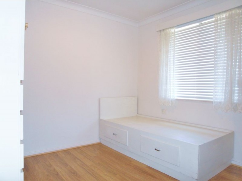 Centenary Heights QLD 4350