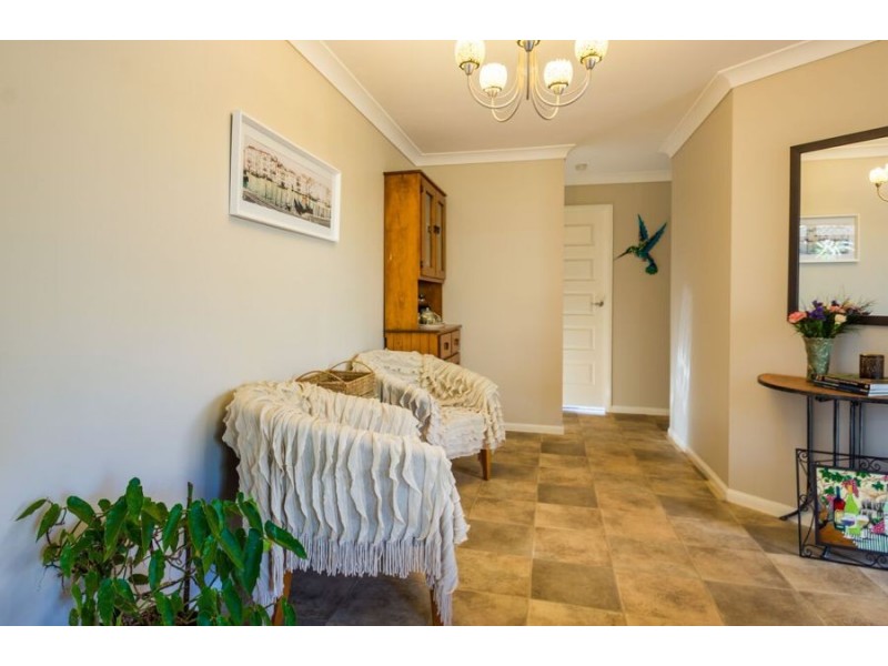 9 Karebo Close, Darling Heights QLD 4350