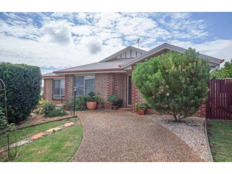 9 Karebo Close, Darling Heights QLD 4350