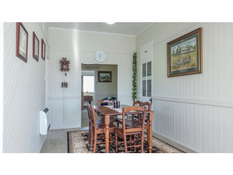 7 Cathro Street, Rockville QLD 4350