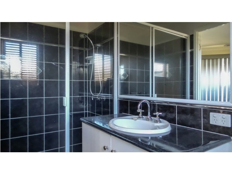 5 Macrossan Street, Cranley QLD 4350