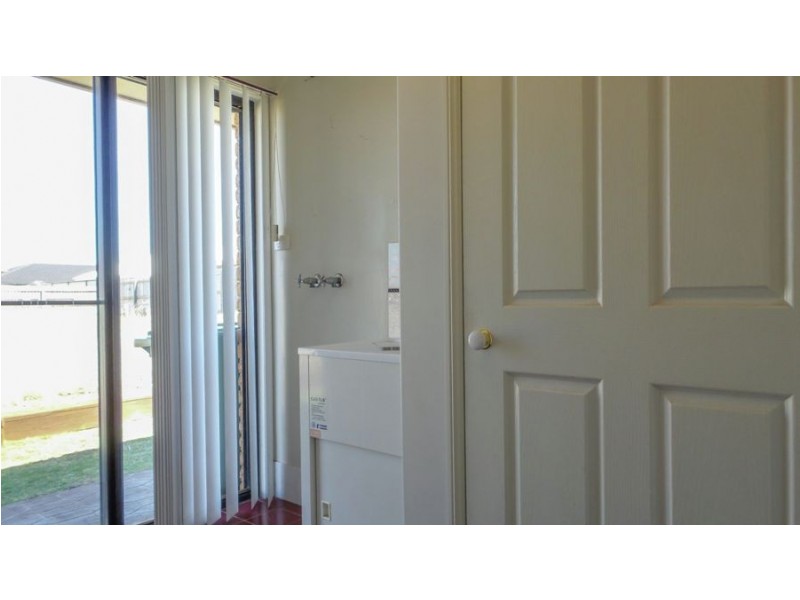 5 Macrossan Street, Cranley QLD 4350