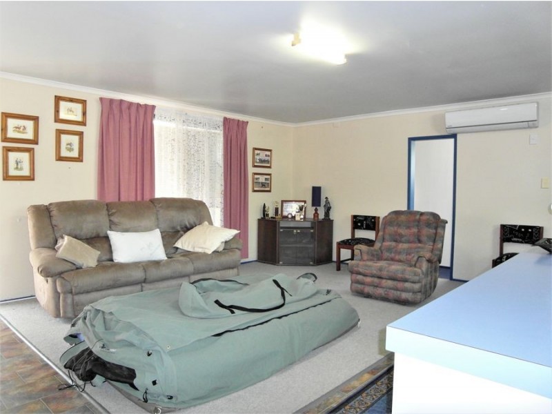 80 Murphys Creek Road, Postmans Ridge QLD 4352 myhouse realty