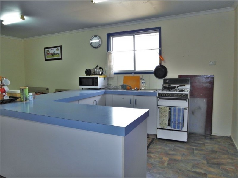 80 Murphys Creek Road, Postmans Ridge QLD 4352 myhouse realty