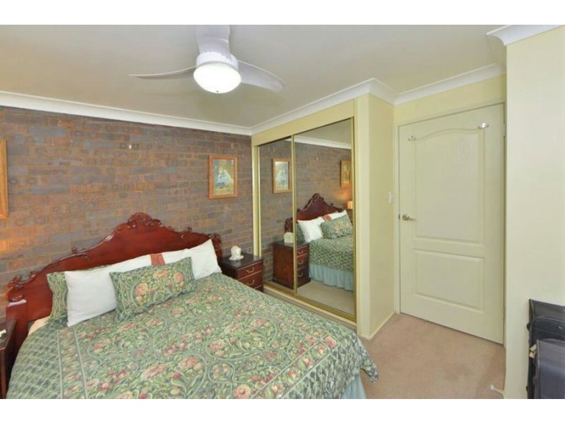 22 Nugent Crescent, Wilsonton QLD 4350