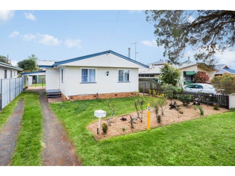 3 Ellis Street, Wilsonton QLD 4350