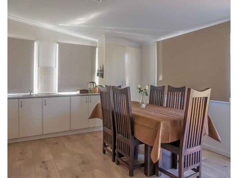 326 West Street, Kearneys Spring QLD 4350