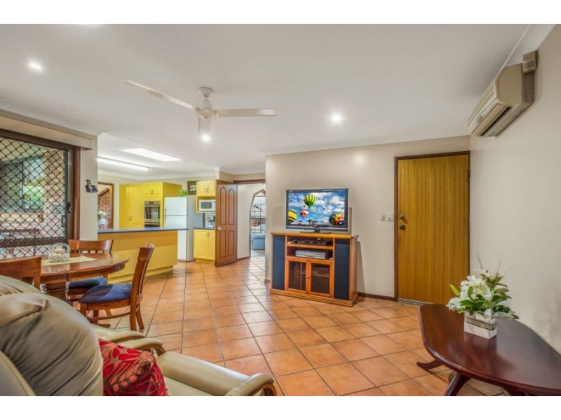 45 Traminer Drive, Wilsonton Heights QLD 4350