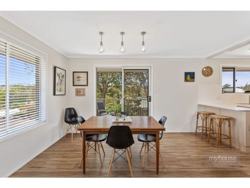 10 Catto Street, Centenary Heights QLD 4350