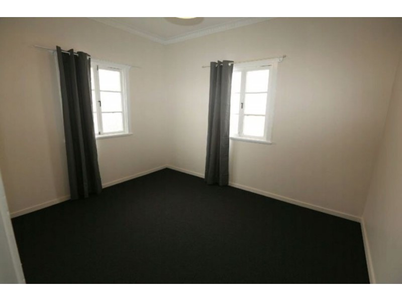 39 Dalmeny Street, Wilsonton QLD 4350