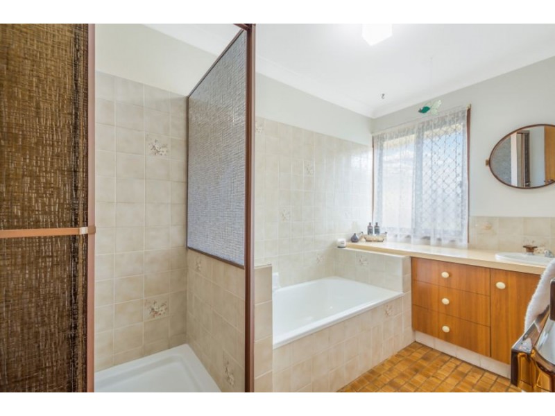 45 Traminer Drive, Wilsonton Heights QLD 4350