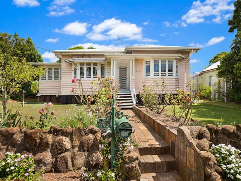 218 South Street, South Toowoomba QLD 4350