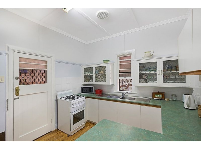 218 South Street, South Toowoomba QLD 4350