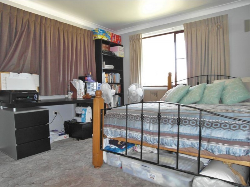 Centenary Heights QLD 4350