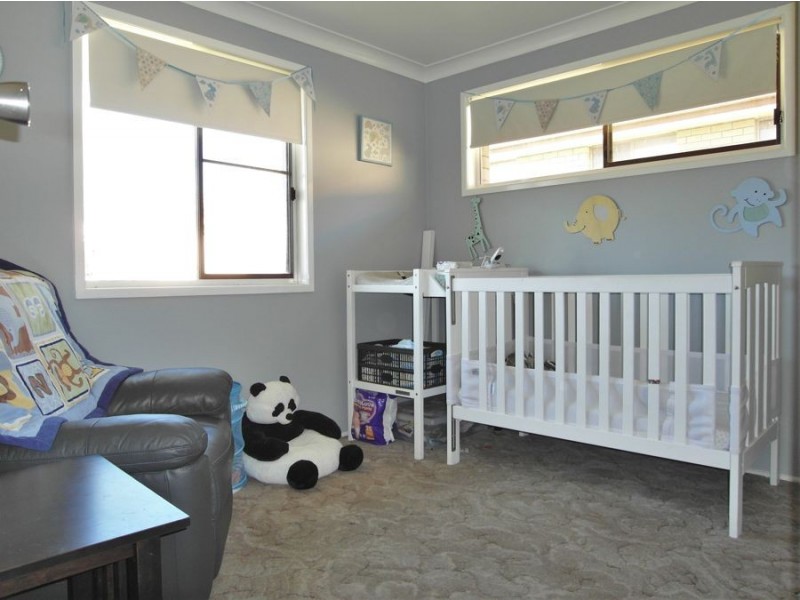 Centenary Heights QLD 4350