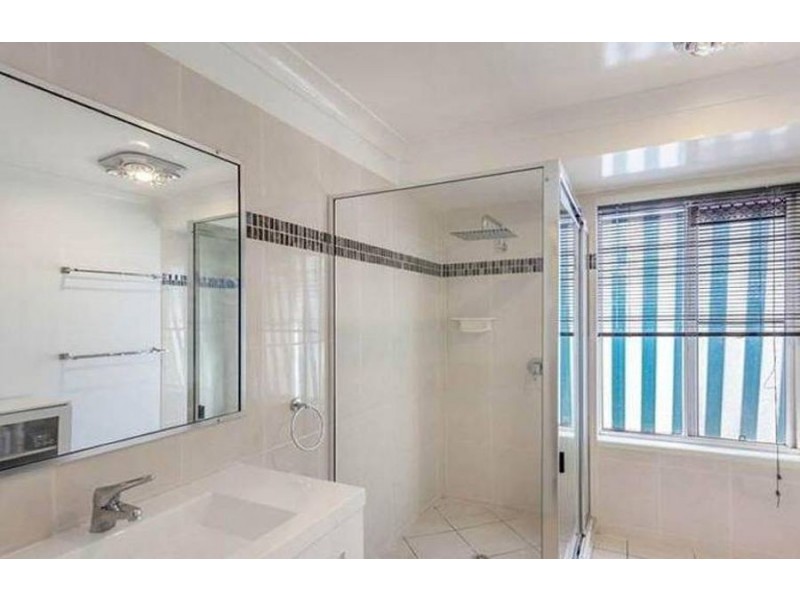 14 Janine Court, Kearneys Spring QLD 4350