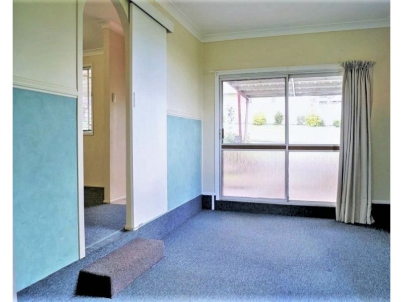 2 Simon Street, Rockville QLD 4350