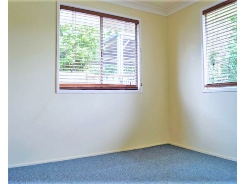 2 Simon Street, Rockville QLD 4350