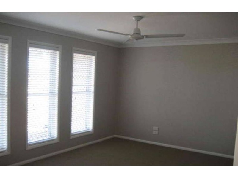 17 Edwin Street, Westbrook QLD 4350