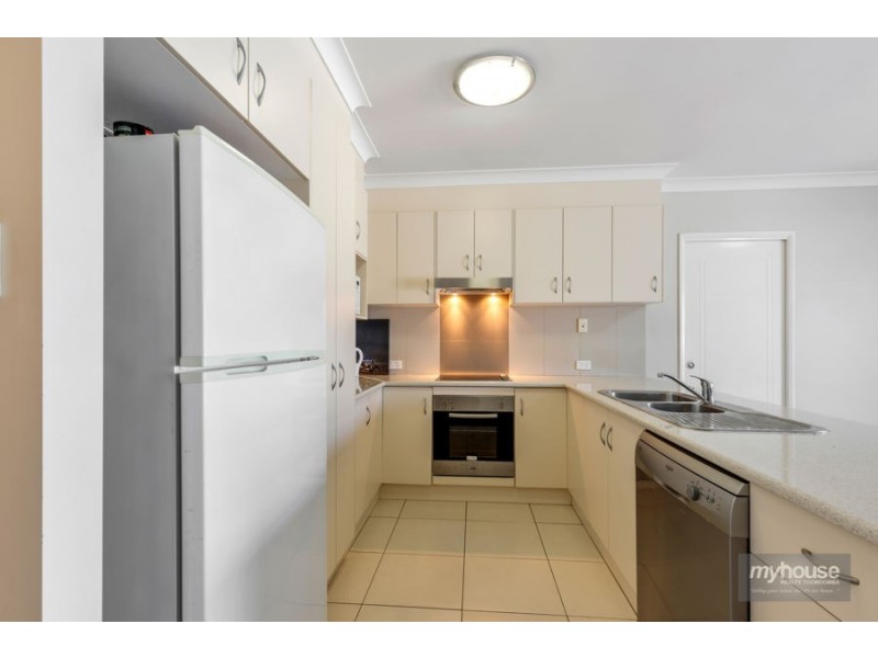 3/13 Sambar Court, Kearneys Spring QLD 4350