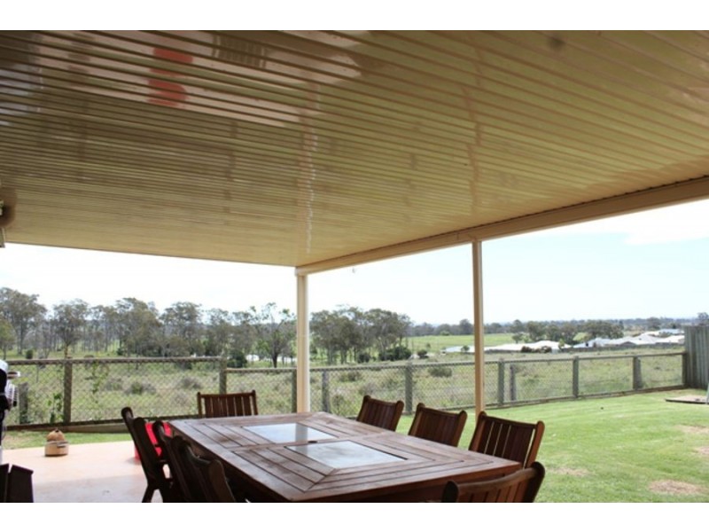 5 Minack Court, Kleinton QLD 4352