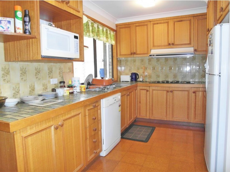 11 Jimbour Drive, Newtown QLD 4350