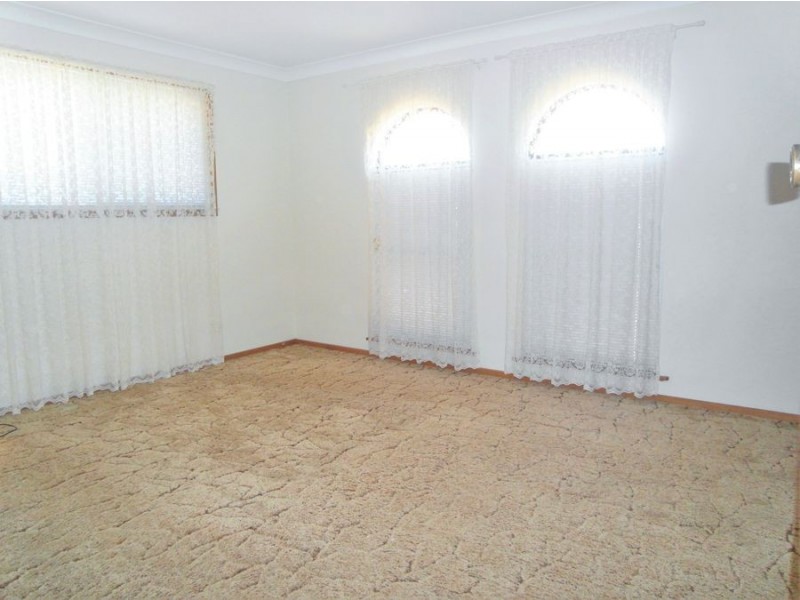 11 Jimbour Drive, Newtown QLD 4350