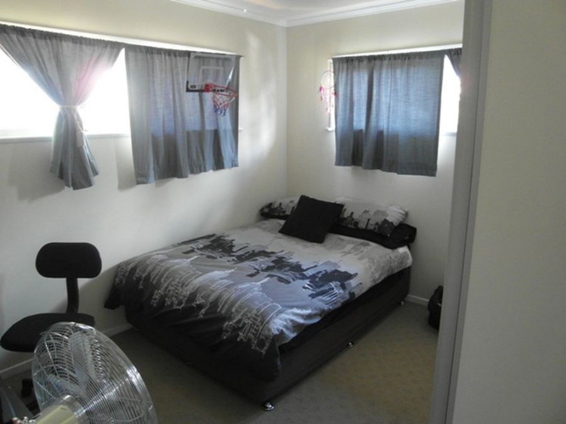 22 Tynedale Avenue, Newtown QLD 4350