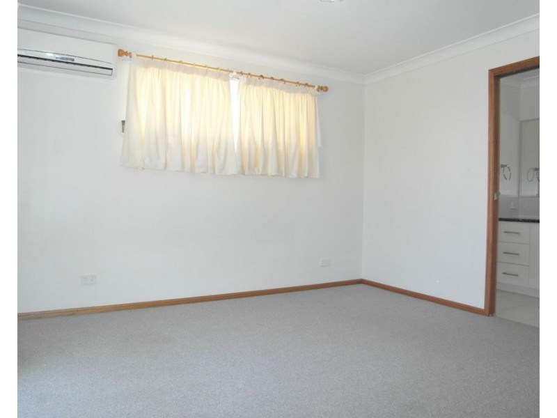 80a Weetwood Street, Newtown QLD 4350
