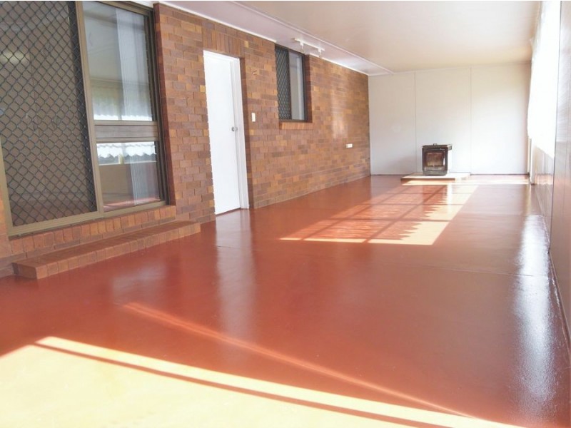 3 Cullen Court, Rockville QLD 4350