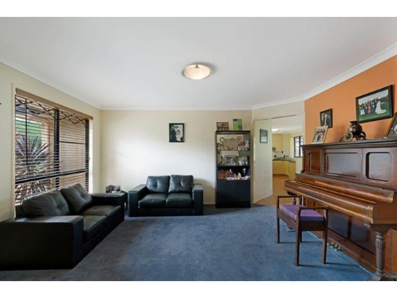 58 Barlow Street, Wilsonton QLD 4350