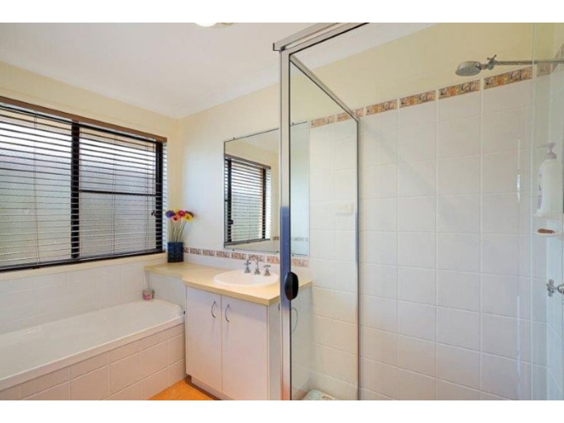 58 Barlow Street, Wilsonton QLD 4350