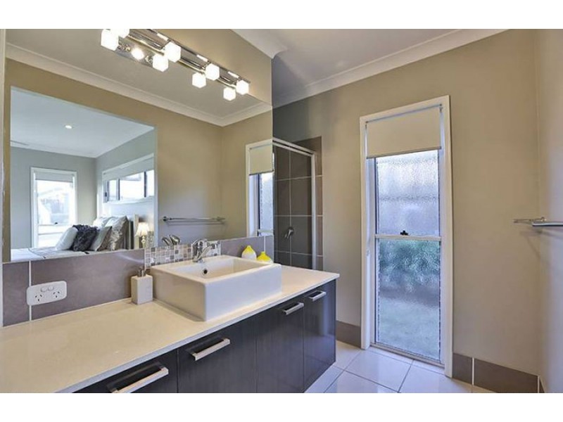 54 Bennett Street, Kleinton QLD 4352