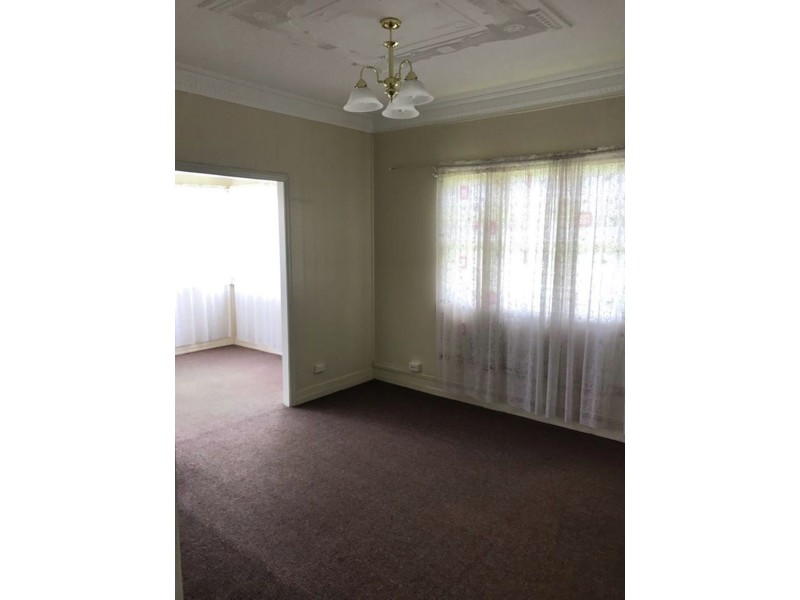 22 Munro Street, Harlaxton QLD 4350