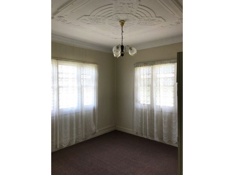 22 Munro Street, Harlaxton QLD 4350