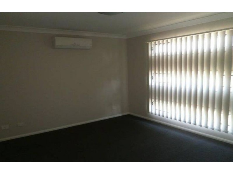 13 McIntosh Street, Westbrook QLD 4350