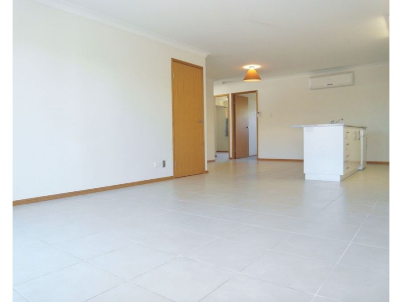 80b Weetwood Street, Newtown QLD 4350