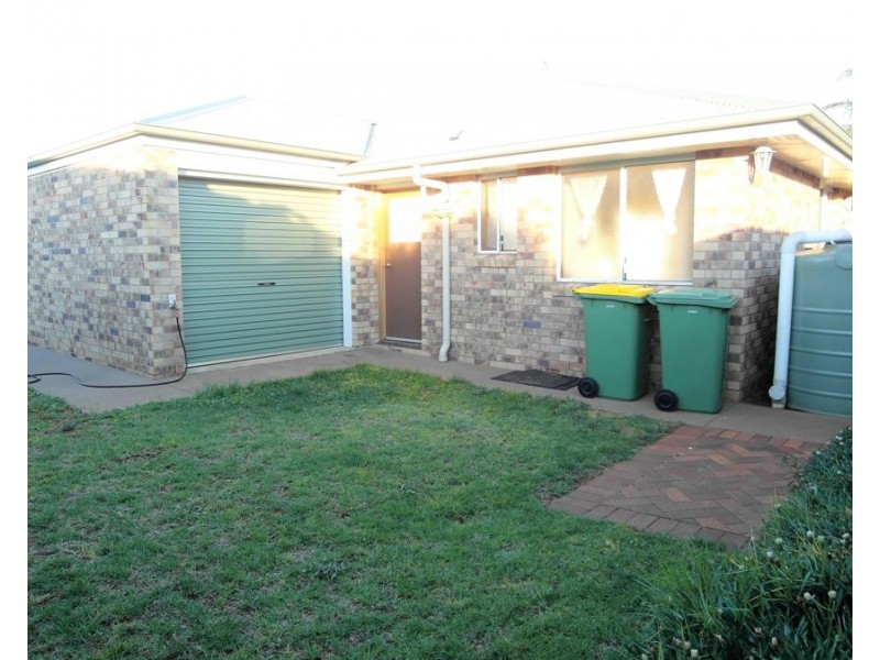 80b Weetwood Street, Newtown QLD 4350