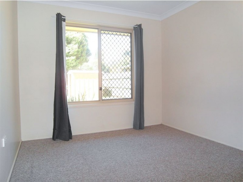 16 Bouganvillea Drive, Middle Ridge QLD 4350