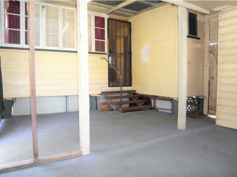 16 Glenvale Road, Harristown QLD 4350