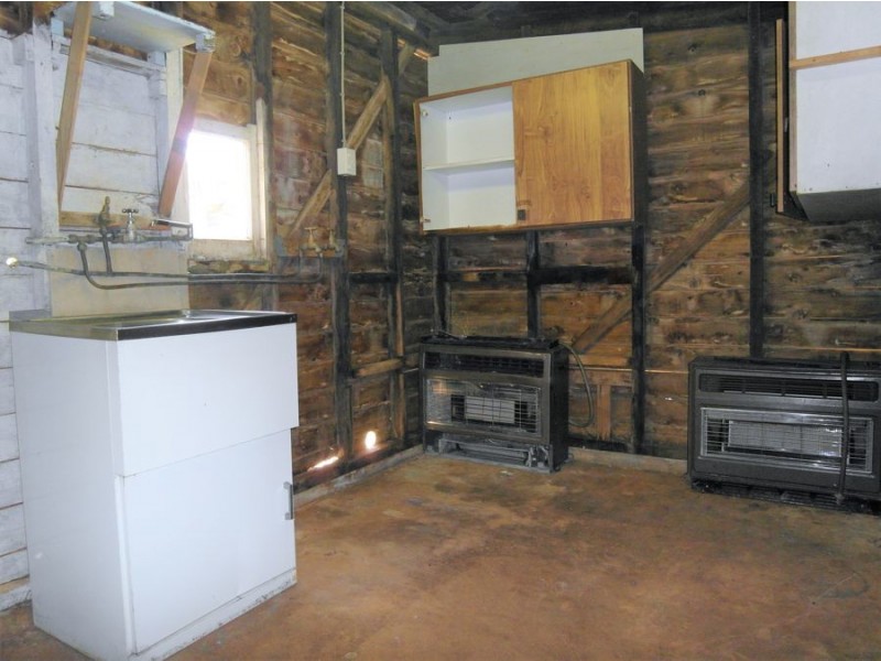 16 Glenvale Road, Harristown QLD 4350