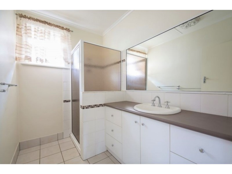 124 Taylor Street, Newtown QLD 4350